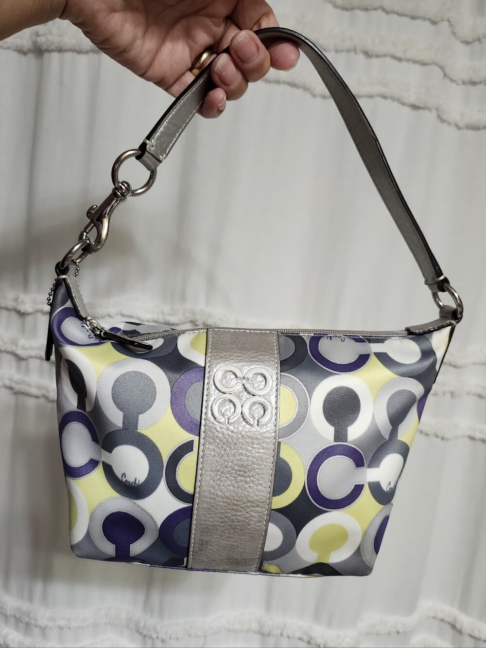 Y2K, Coach Julia Outline Op Art Scarf Print Shoulder Bag in Lilac. #44837